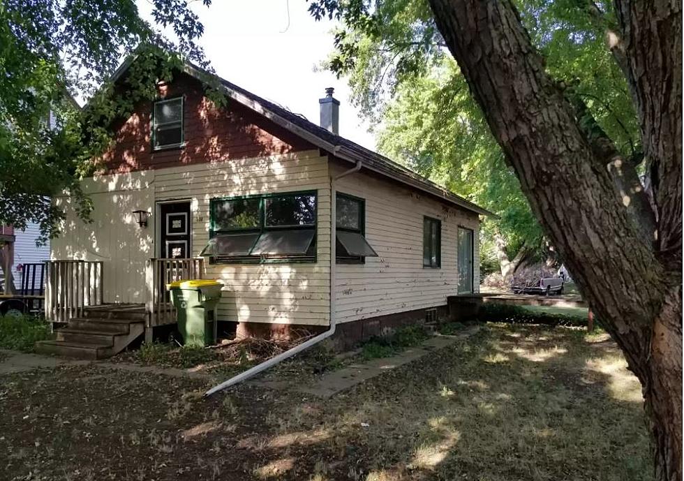 Cheapest Minnesota House On The Market Includes Mystery Trash Bags