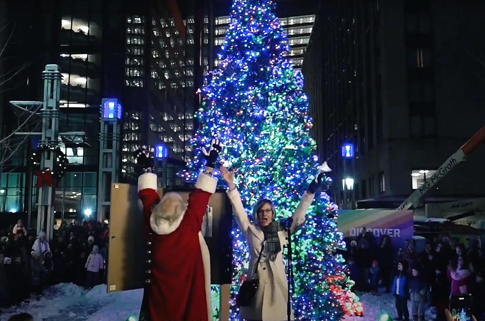 Beloved Rochester Holiday Tradition is Back This Year with Santa&#8217;s 1st Official Appearance