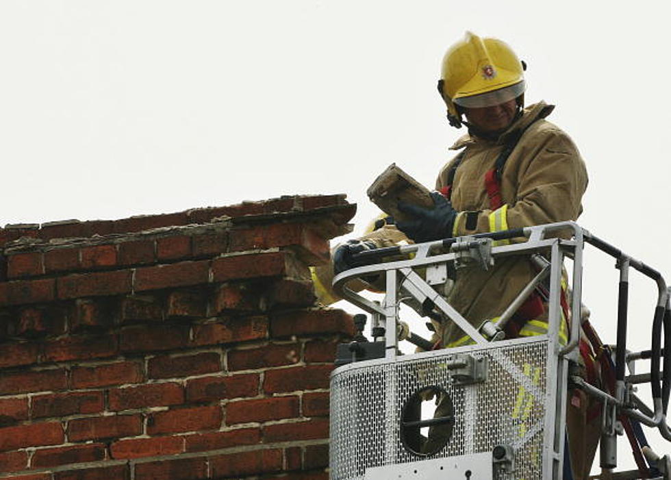 A Naked Woman Gets Stuck In Ex-Boyfriend’s Chimney [PHOTOS]