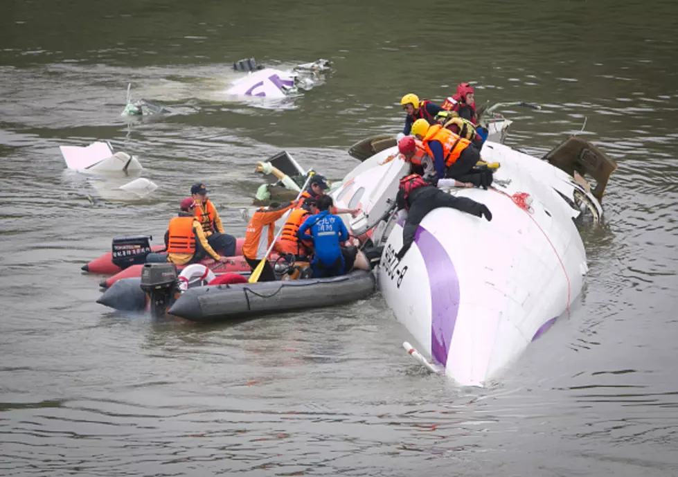 Plane Clips Bridge in Video and Plunges into River, Killing 23 in Taiwan