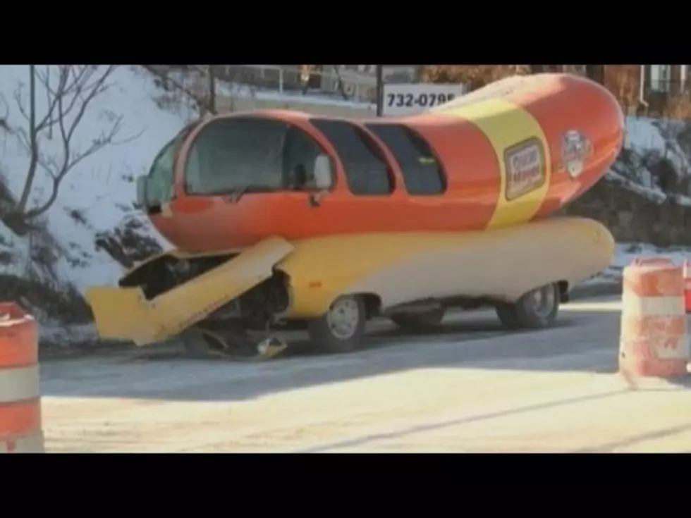 Oops! Oscar Mayer Weinermobile Involved In Accident [VIDEO]
