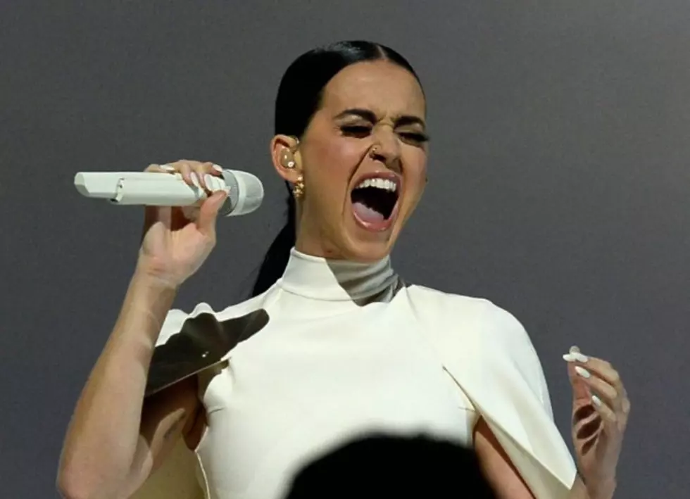 Katy Perry Accidentally Tweets Out Her Phone Number