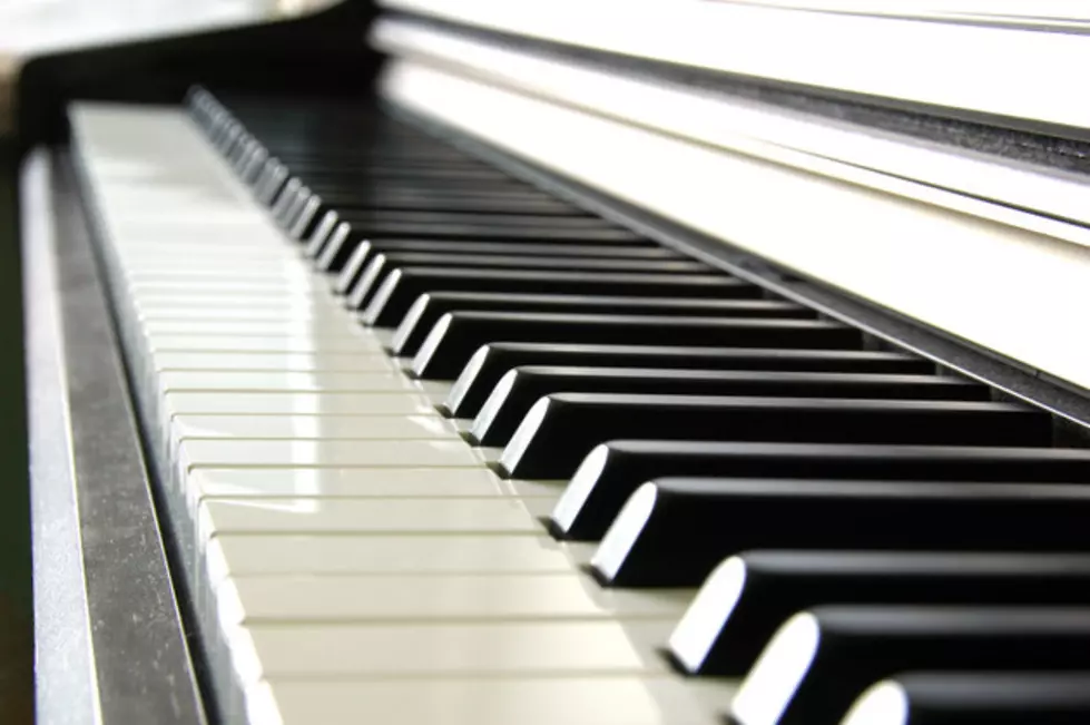 Musician Donates Piano to RPS