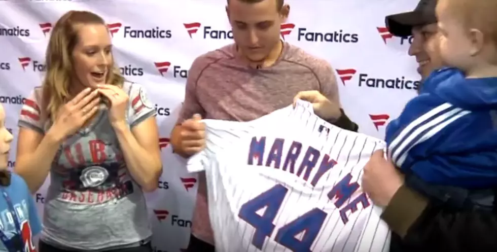 Watch Anthony Rizzo Help A Fan Propose To His Girlfriend