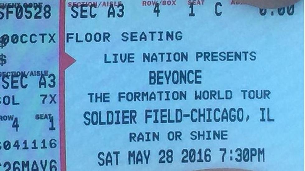 Beyonce Gave Chicago Restaurant Tickets After Staying Open Late For Her Crew