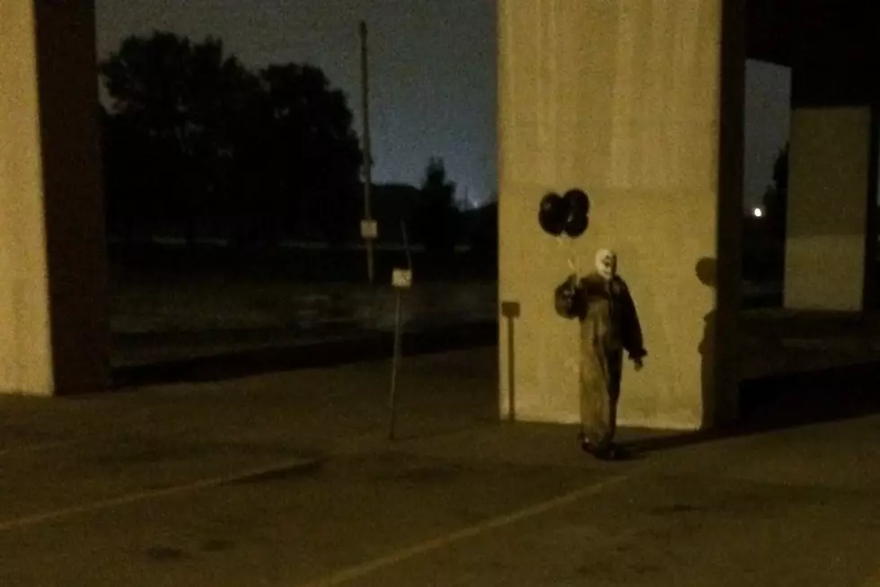 These Pictures of The Green Bay Clown are the Creepiest Thing You’ve Seen This Summer