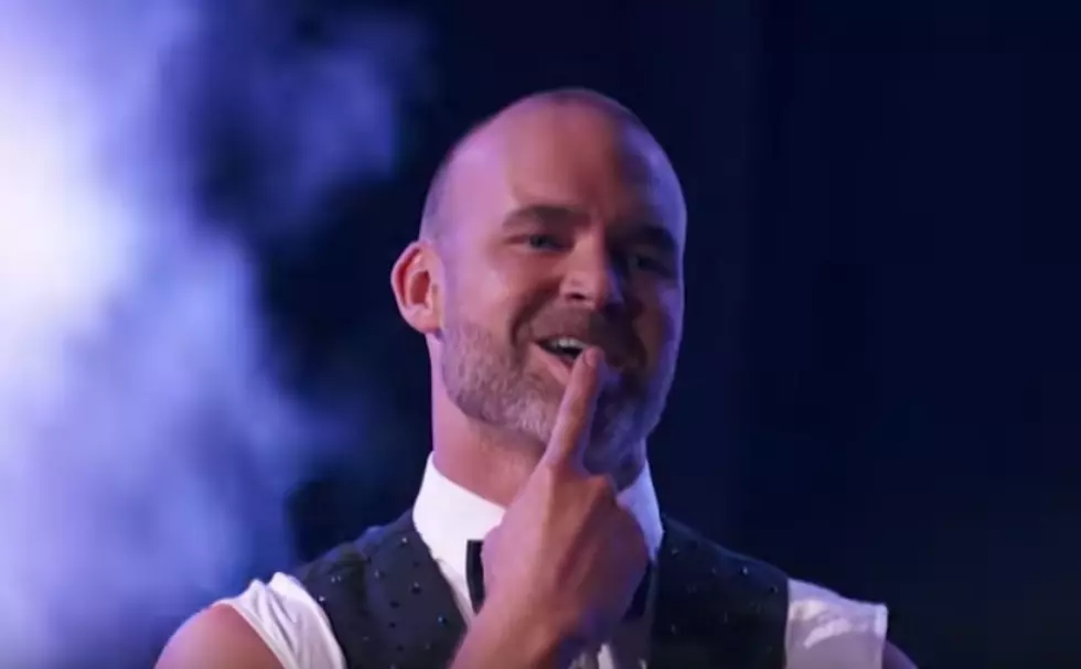 David Ross Takes You to the &#8216;Candy Shop&#8217; With &#8216;Magic Mike&#8217; Inspired Routine