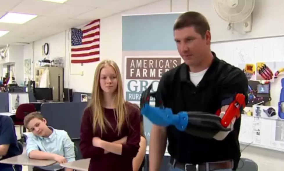 Rochelle Middle School Students Create Prosthetic Arm Using 3-D Printer
