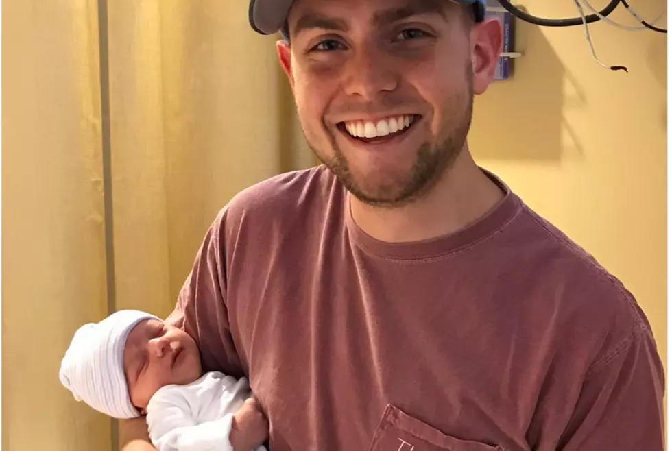 Chicago Guy Becomes a Dad on Father’s Day, New Baby Girl Gets a Cubs Name
