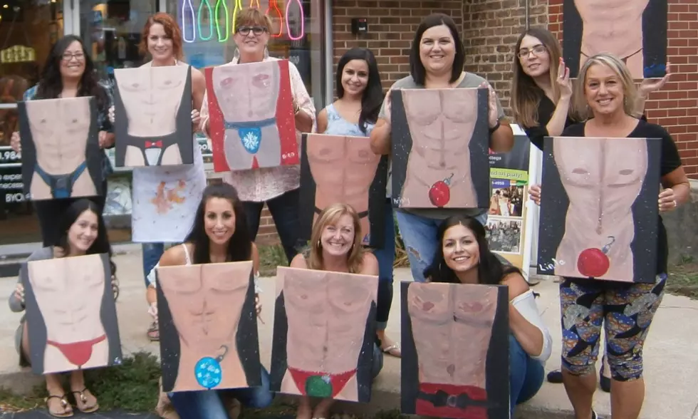 These Illinois Women Painted Christmas &#8216;Packages&#8217; And We Have So Many Questions