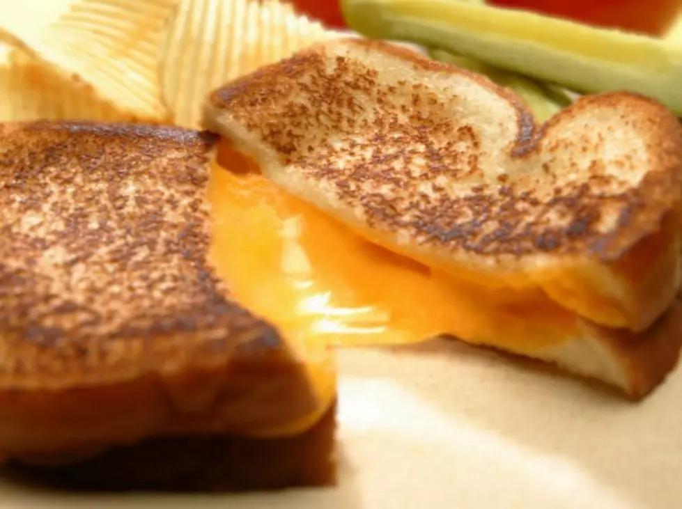 We’re Melting Over This Grilled Cheese Festival in Chicago This Month