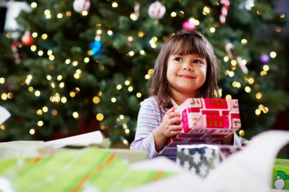 This is Why You Should Give Your Kids Exactly Three Christmas Presents This Year