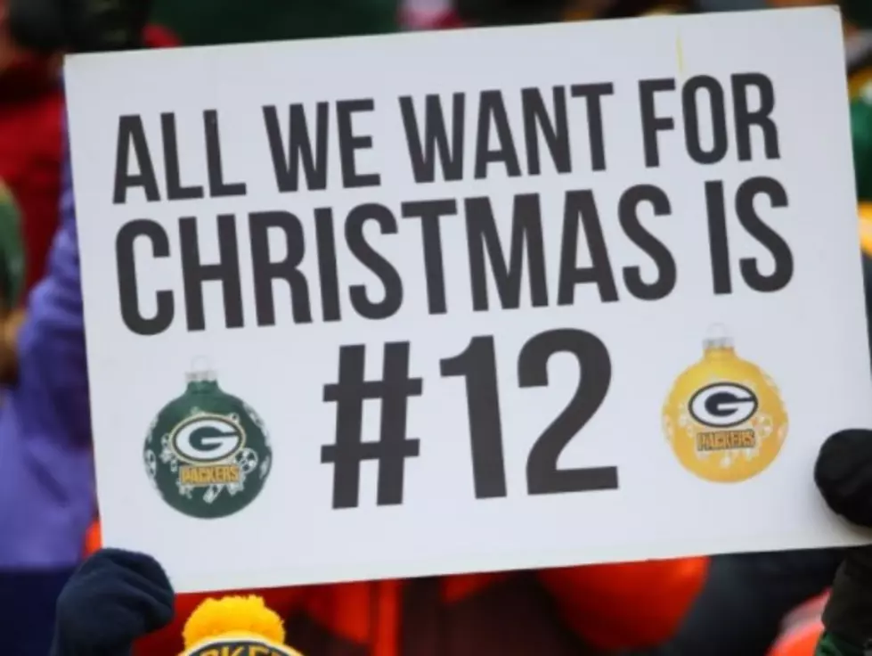 This Little Girl Serenading Aaron Rodgers With ‘Jingle Bells’ Will Put You in the Holiday Spirit