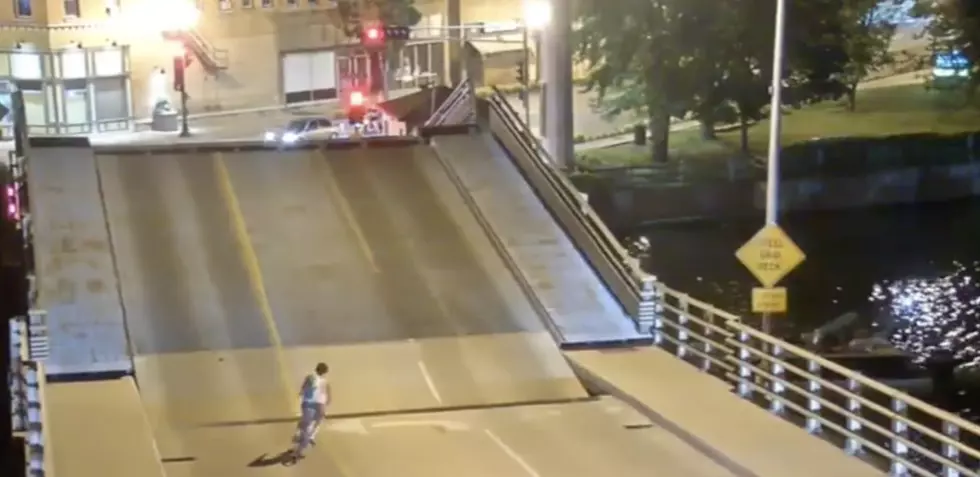 Wisconsin Bicyclist Ignores Warnings And Falls Into Rising Drawbridge