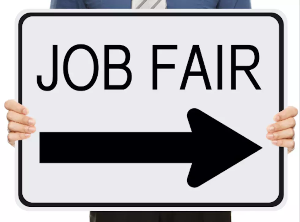Rockford Airport Hosts Job Fair