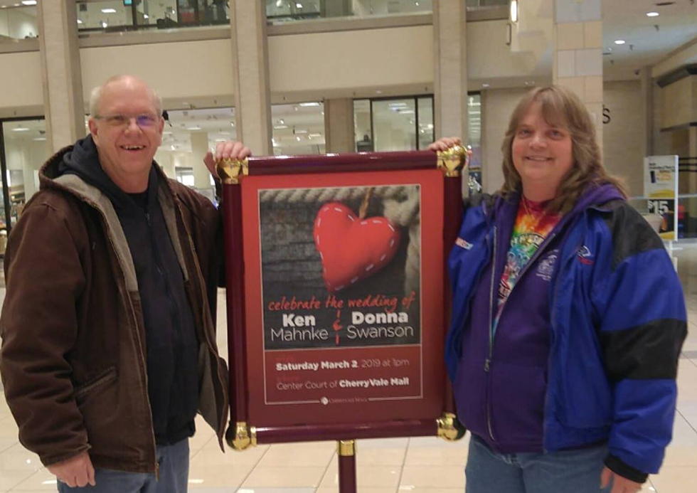 Rockford Couple To Get Married At CherryVale Mall This Weekend