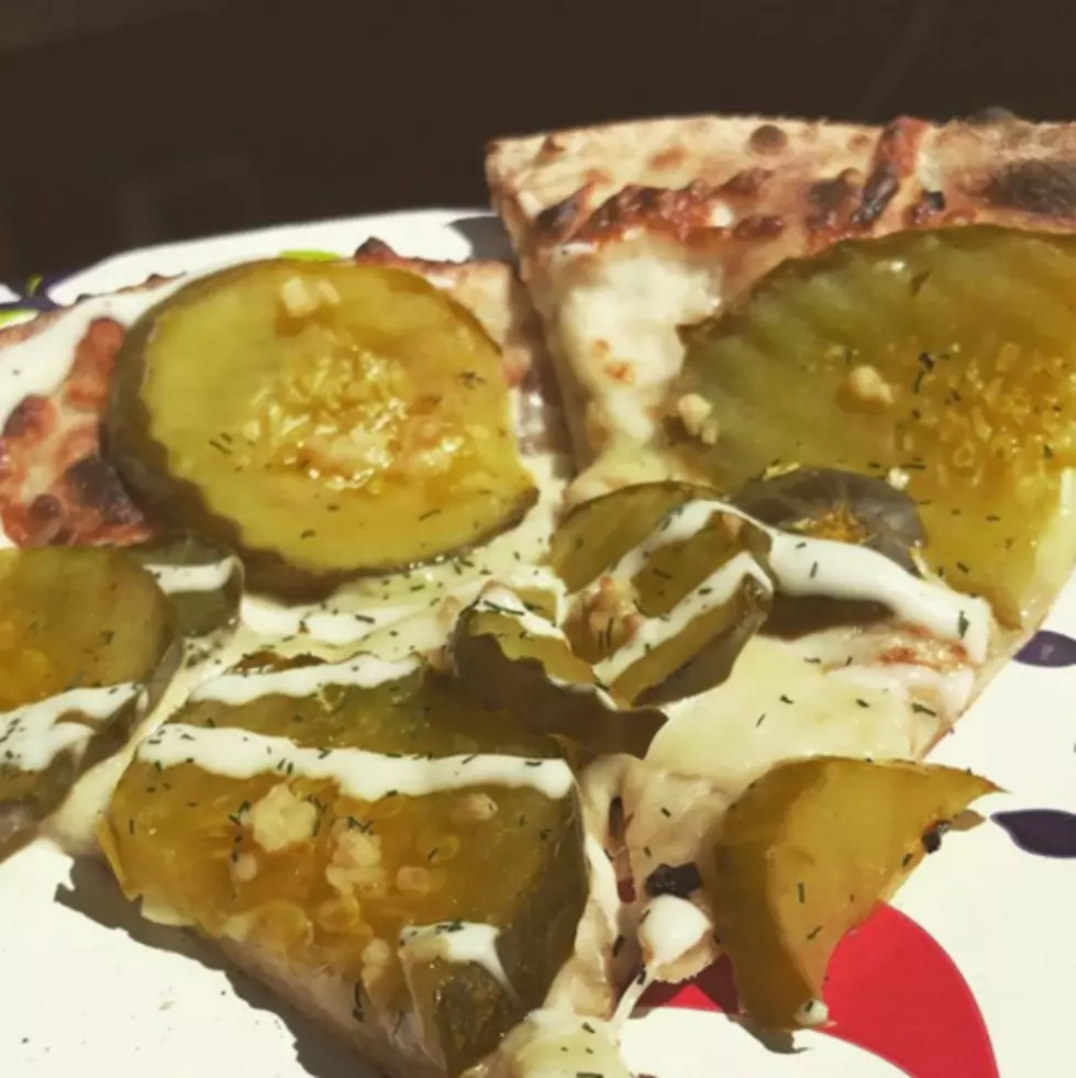 Popular Brick Oven Pie Truck Selling Pickle Pizza All Over Rockford