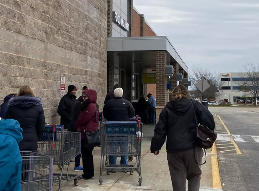 Rockford Aldi Had Line Out the Door for Wine and Beer Advent Calendars