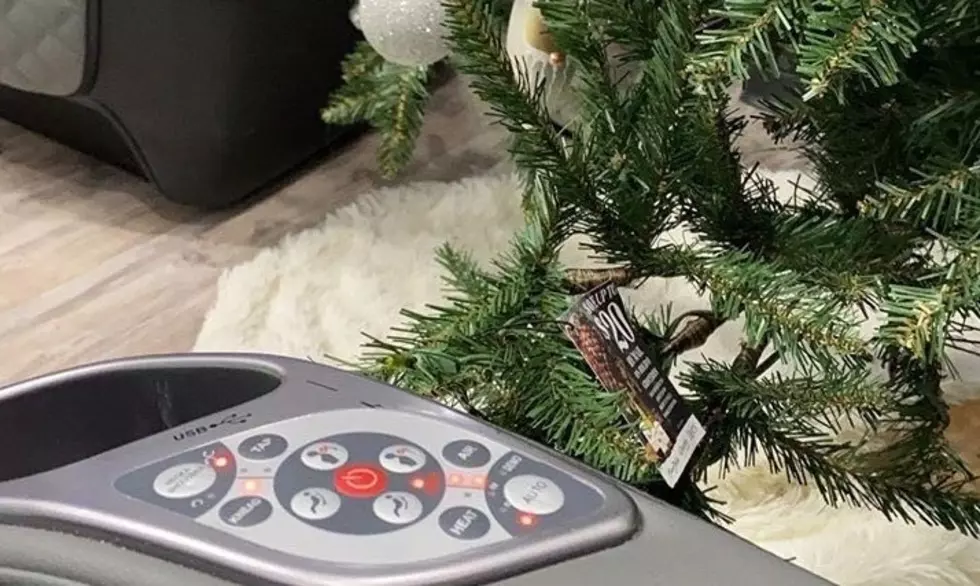 New Rockford Nail Salon Has Massage Chairs in the Waiting Room