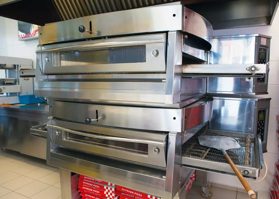 Chicago Pizza Joint Using Ovens To Make Medical Supplies