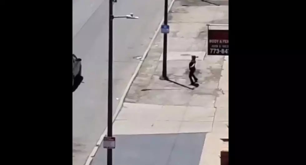 Chicago Dude Throwing Rocks At Motorists Regrets It Instantly