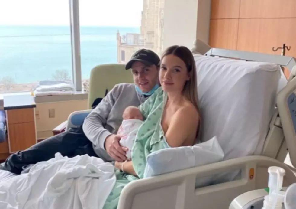 Chicago Blackhawks Star Patrick Kane Just Became A Dad