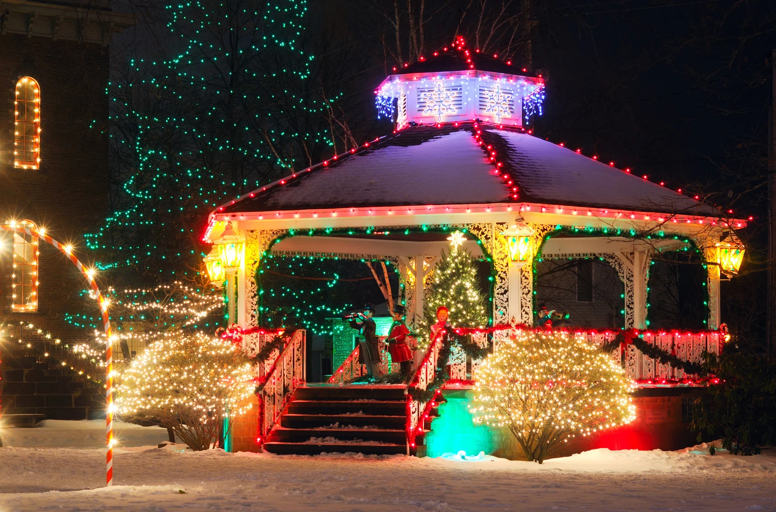 Christmas Villages In NJ: 10 Places That Feel Like A Hallmark Movie