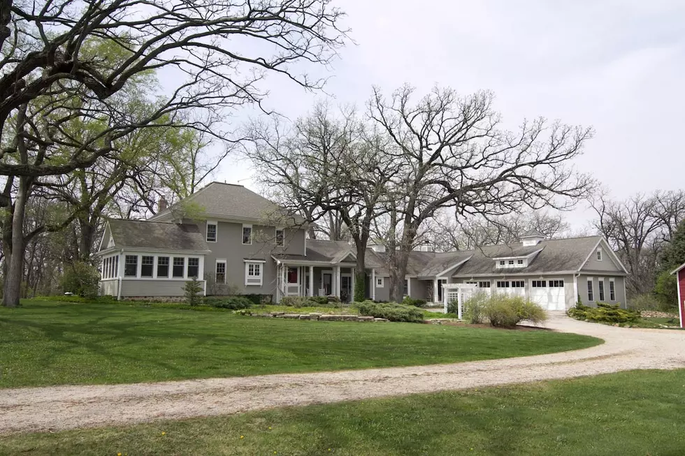 One Of Airbnb’s Best Farm Stays’ Is Not Far From Rockford