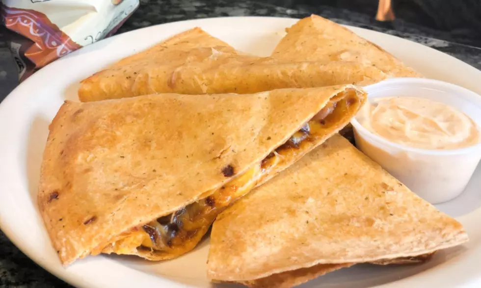 Rockford Restaurant I’ve Never Heard of Makes ‘Baby Back Rib Quesadillas’