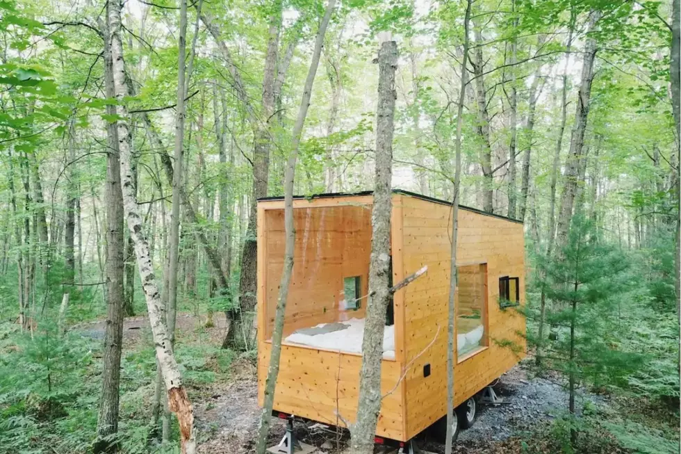 Stay Overnight in This Off-Grid Tiny House in Wisconsin 