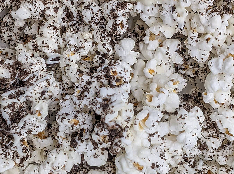 Rockford Area Cupcake Shop Now Makes Oreo Popcorn