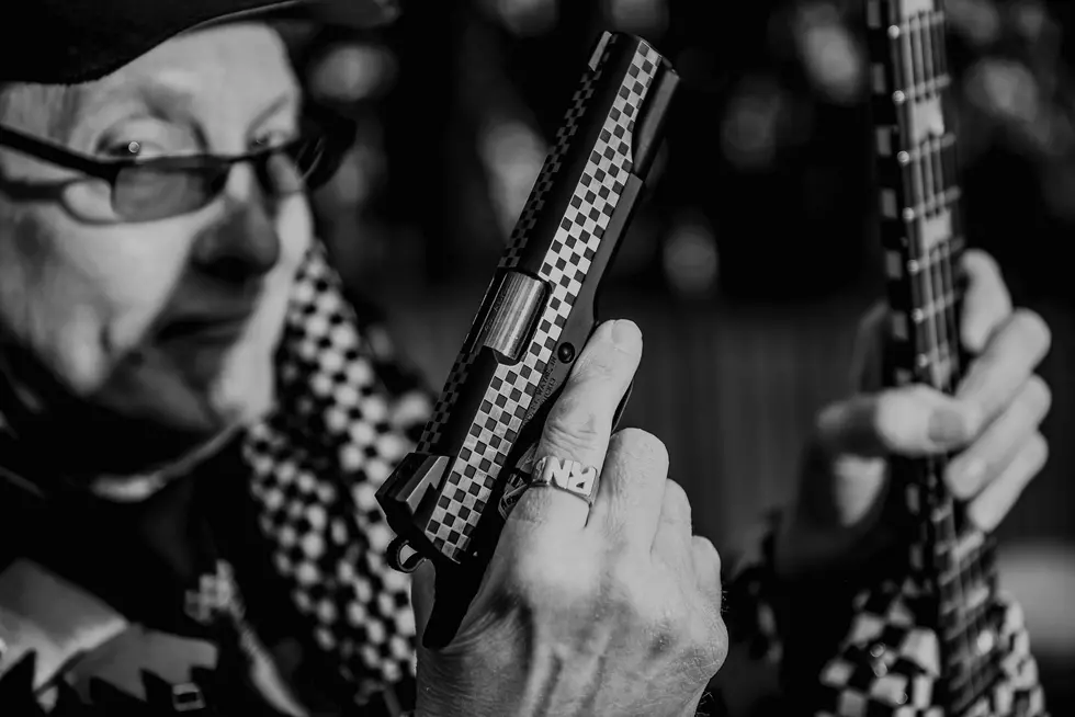 LOOK: Cabot Guns&#8217; Custom-made Pistol for Cheap Trick&#8217;s Rick Nielsen