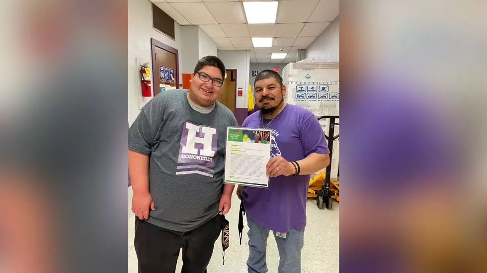 Teacher of The Week Lovingly Took Student Under His Wing in Unique Way