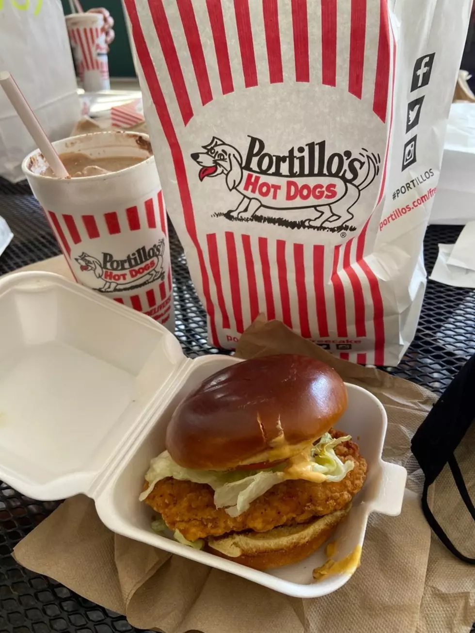 Portillo’s Rolls Out New Spicy Chicken Sandwich, But Can You Try it in Rockford?