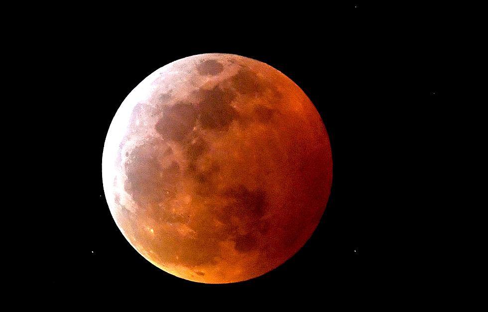 ‘Super Flower Blood Moon,’ Just Hit Rockford, Here’s What Havoc it’ll Send into your Life