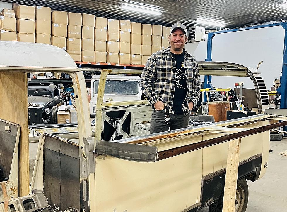 Rockford Restaurateur Converts VW Bus into Awesome Mobile Bar