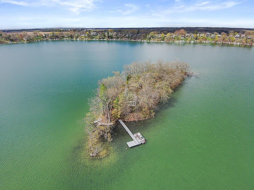 Private Wisconsin Island Home Built in 1930s on Market for $350k