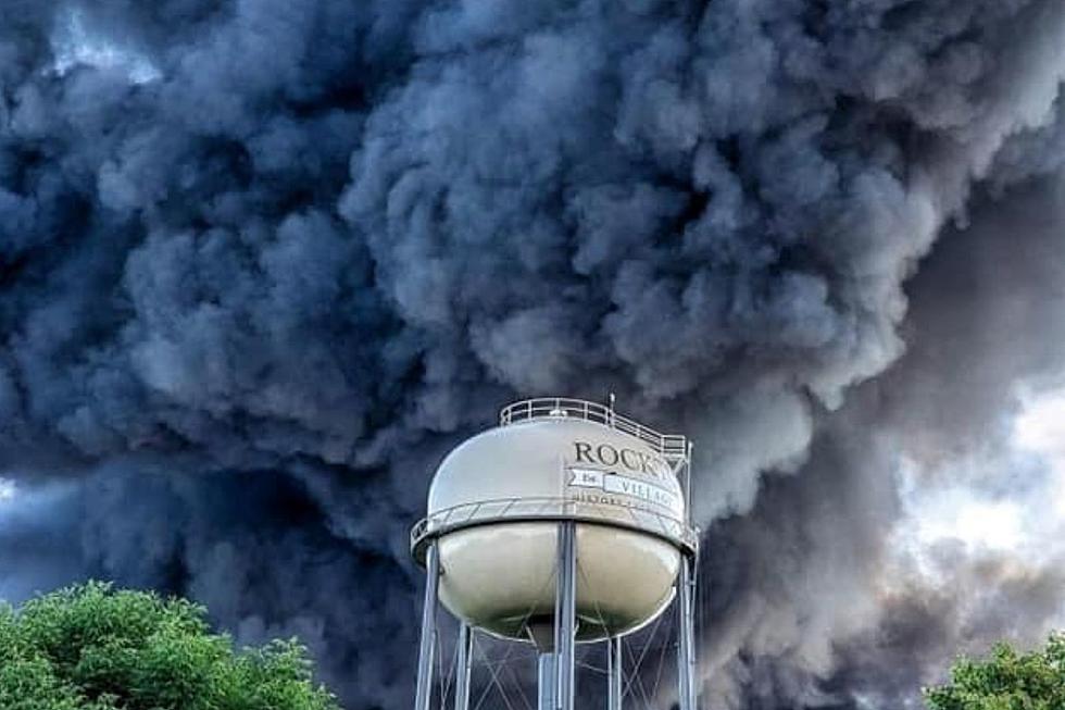 Massive Chemtool Fire Photos from Rockton, Illinois Residents