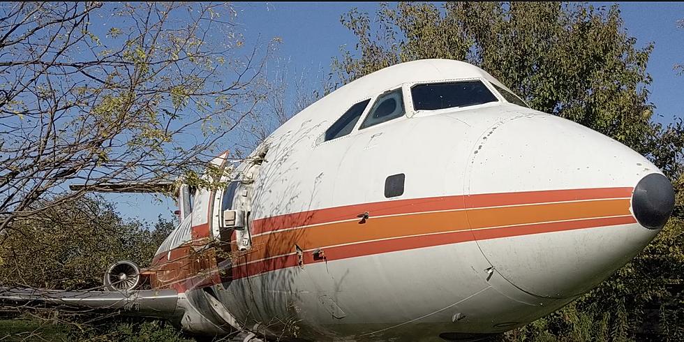 This Video of an Airplane Abandoned in Illinois Woods is Super Eerie
