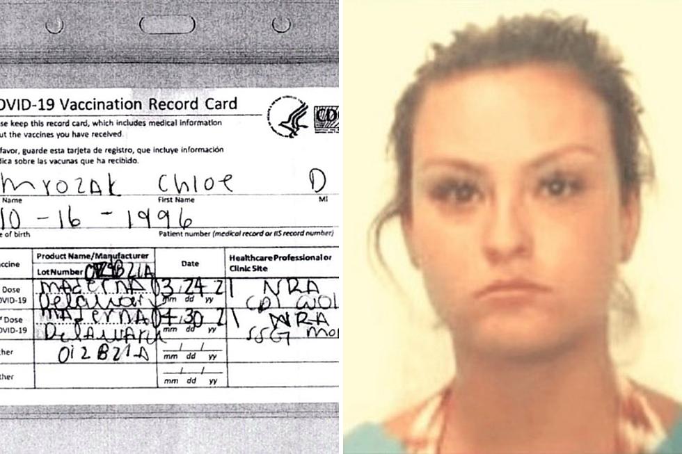 Illinois Woman Arrested in Hawaii for Carrying a Fake &#8216;Maderna&#8217; Vaccine Card