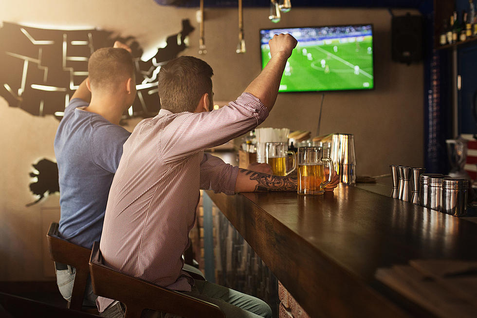 Illinois Bar’s Twist on Chips & Dip is Perfect for Football Season