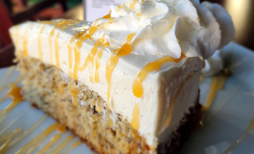 DROOLING: New Illinois Restaurant Just Created the Most Epic Banana Dessert