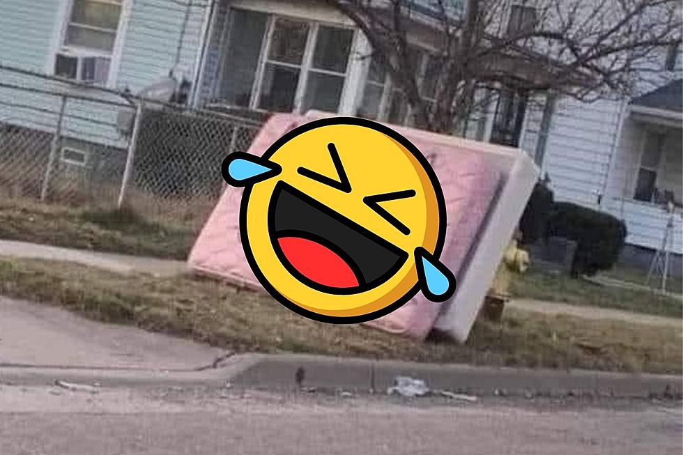 Tossed Out Mattress with Hilarious Warning to Rockford Garbage Pickers