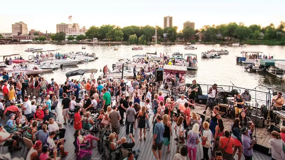 Enjoy Riverfront Views & Booze At Rockford’s Dinner On The Dock This Summer