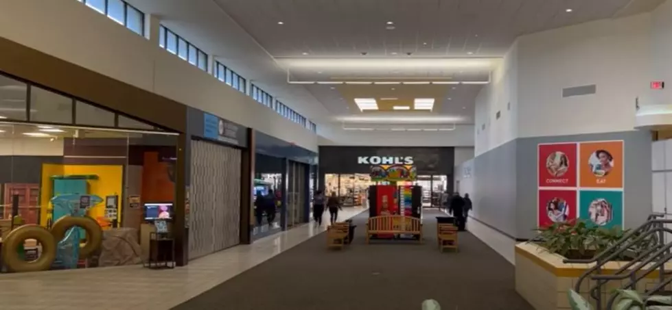 Largest Shopping Mall in Chicago - Woodfield Mall - Schaumburg IL - Walking  Tour 