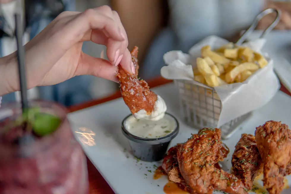 Hungry? Chow Down at the Best Place to Get Chicken Wings in Illinois