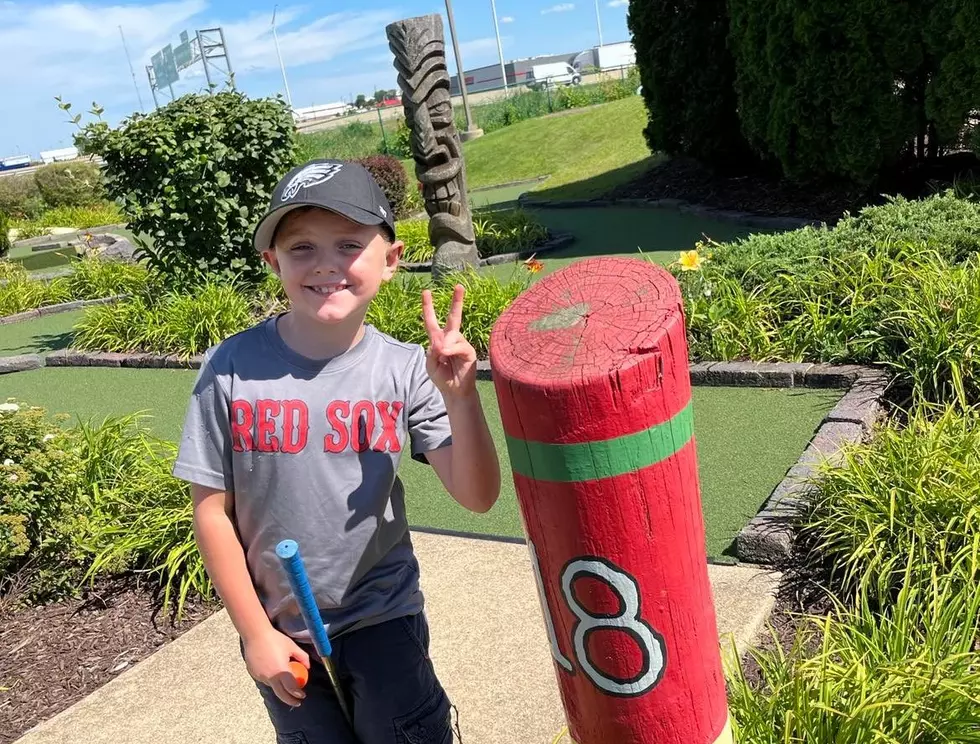 Hidden Gem Mini Golf Course in Illinois Might Be the Best Place to Play