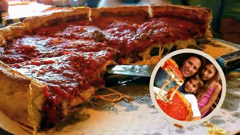 There’s Only One Important Rule To Eating Chicago Deep Dish Pizza