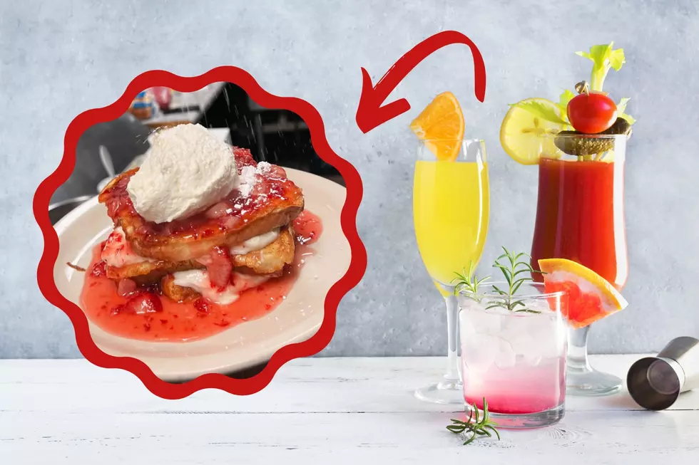 Brunch & Bottomless Mimosas At This Popular Illinois Bar? YES, PLEASE!