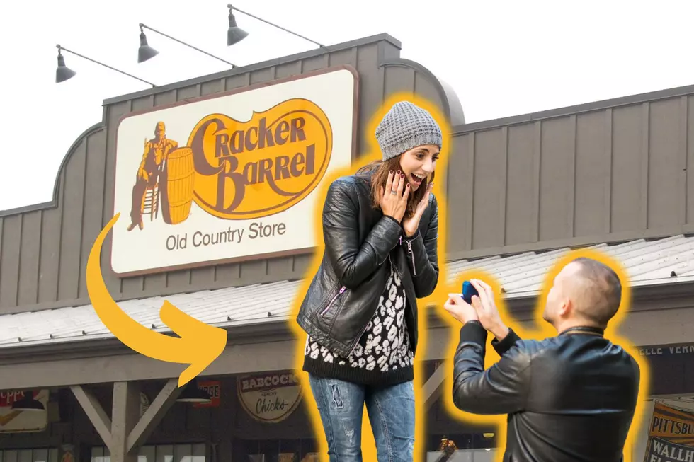Here’s Why You Should Pop The Big Question At An Illinois Cracker Barrel